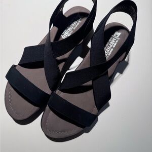 Mephisto Black Crisscross Sandals